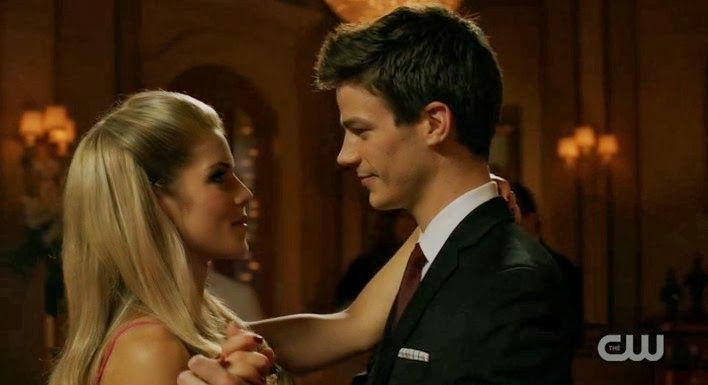 Felicity Smoak and Barry Allen in The Arrow